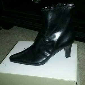 Heel Black Boots