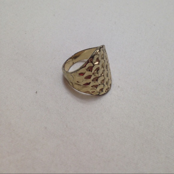 Ring - Picture 2 of 2