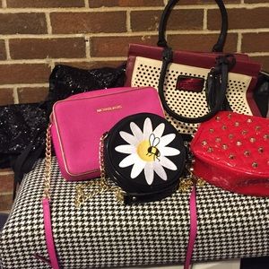 Purses for sell