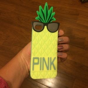 Getting a new phone and needs to sell old cases.