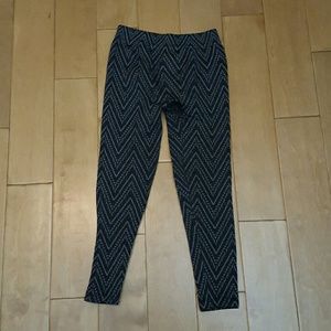 Patterned leggings