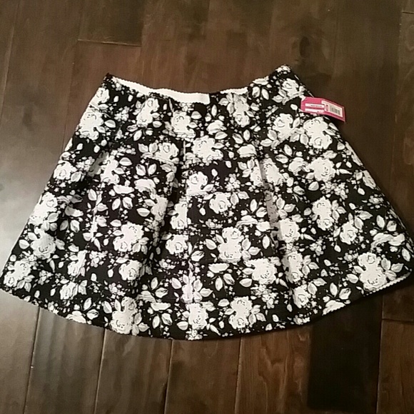 Black and White Floral Skirt
