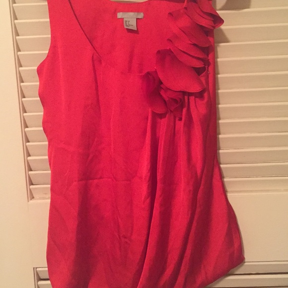 Red ruffle top - Picture 2 of 2