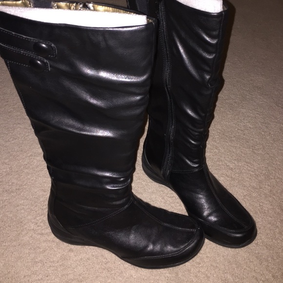 Hush Puppies - boots.
