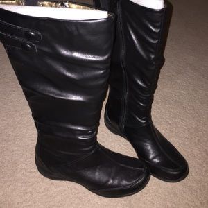 Hush Puppies - boots.