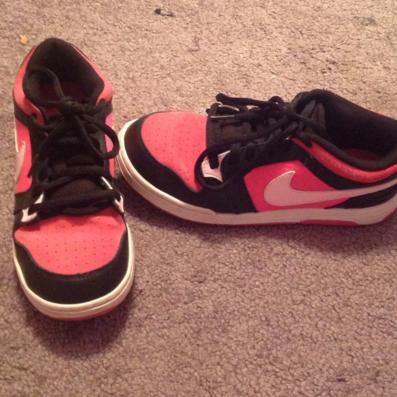 Nike shoes