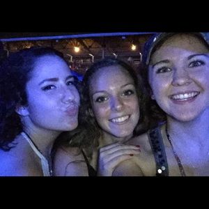 Meet your Posher, Alyssa