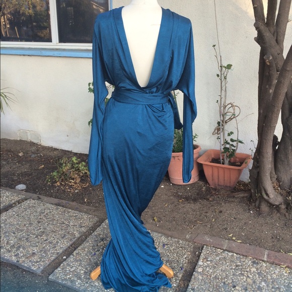 ✨💖HP!!!💖✨MaxAzria RARE, Elegant silk jersey gown - Picture 3 of 4