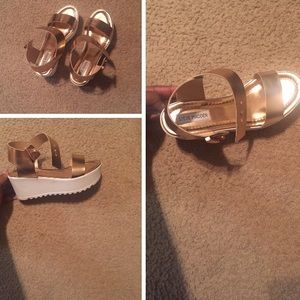 Steve Madden platform sandals