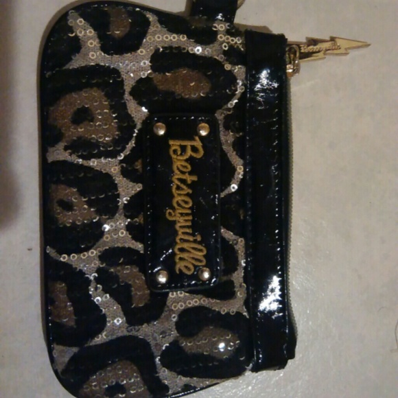 Betsy Johnson wrist wallet - Picture 1 of 1