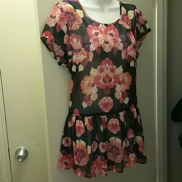 Floral Print Peplum - Picture 4 of 4