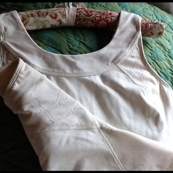 LuLulemon RARE Yoga tank!