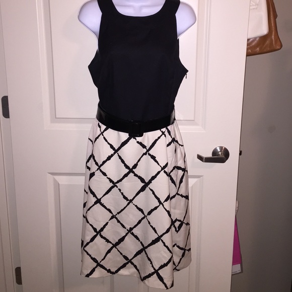 Ann Taylor off white and black halter top dress
