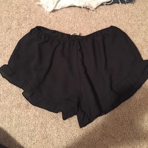 Black vodi shorts