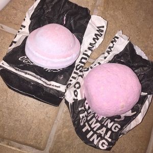 Lush Galaxy bath bombs