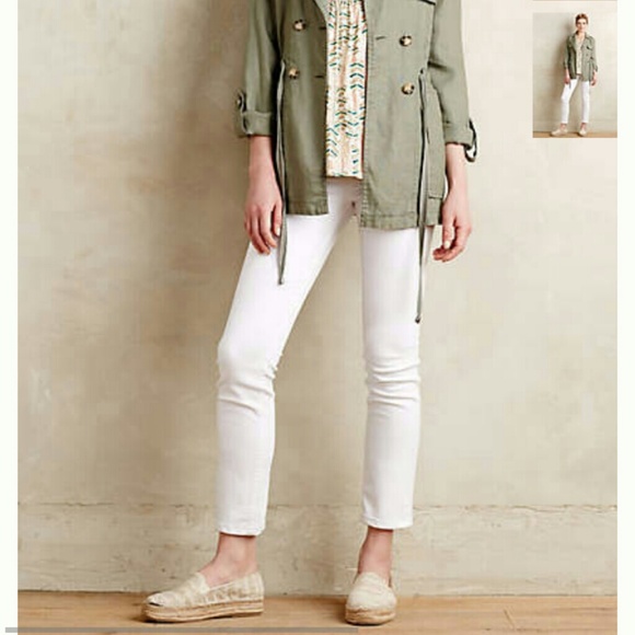 Level 99 white Lily Ankle Jeans
