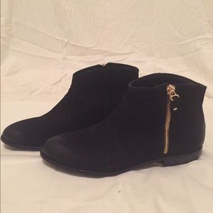 ALDO SIZE 7.5 ankle boots