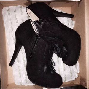 BNIB Dollhouse Sici bootie pumps. Gorgeous for F/W