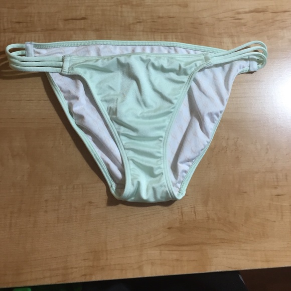 VS Strappy Swim Bottom