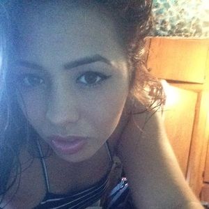 Meet your Posher, Naelyse