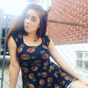 Meet your Posher, Lexi