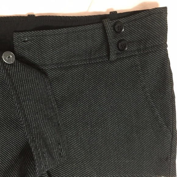 Shorts - Picture 3 of 4