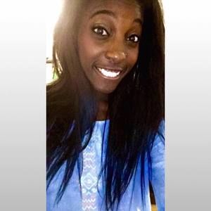Meet your Posher, Laurina