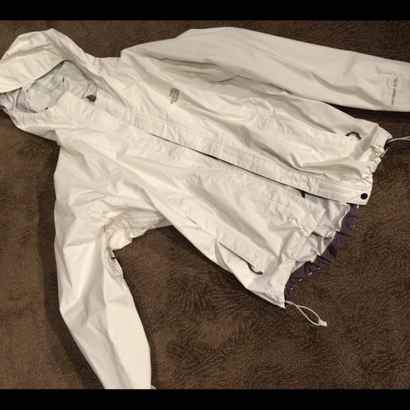 Super cute white North Face!