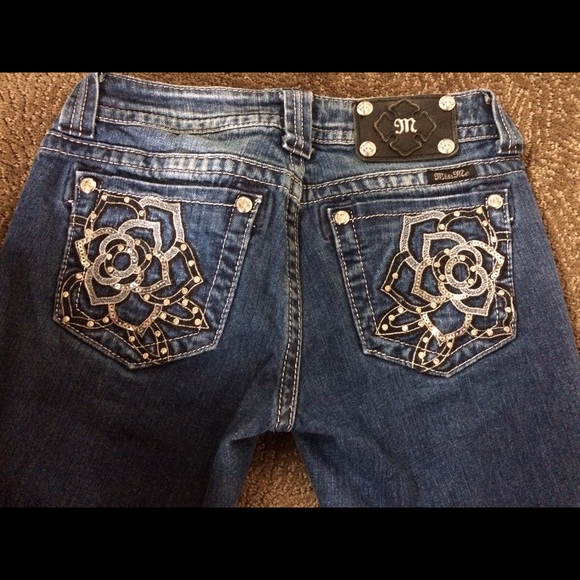 Rose pocket miss me jeans!