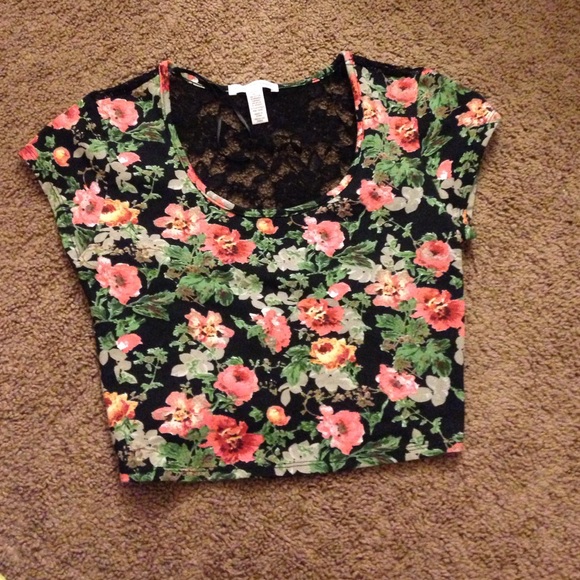 Crop top