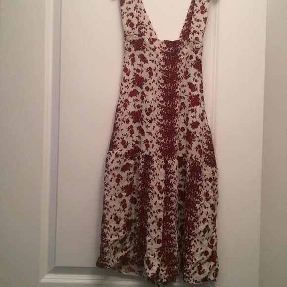 Brandy Melville Rare Red Rose Overalls - Picture 2 of 2