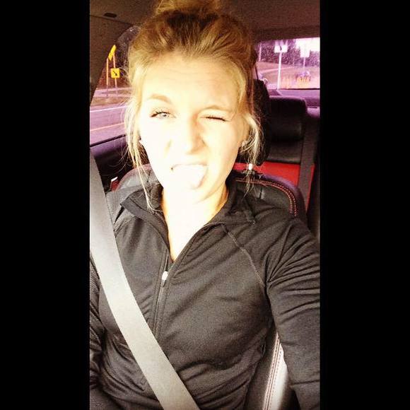 Meet your Posher, Breanna - Picture 1 of 1