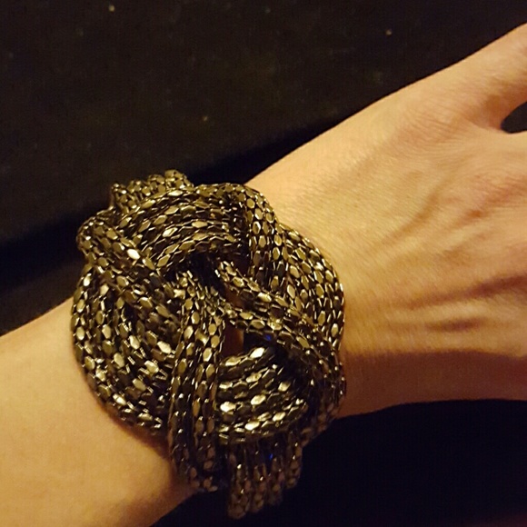 Braclet - Picture 1 of 4