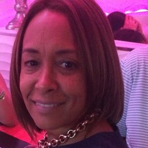 Meet your Posher, Ana