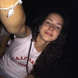 Meet your Posher, Brielle