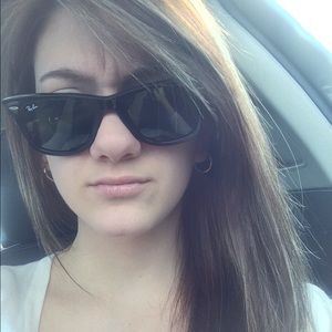 Meet your Posher, Cathleen