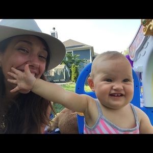 Meet your Posher, Julie