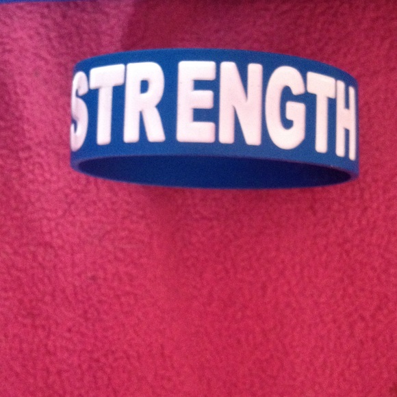 STRENGTH rubber bracelet