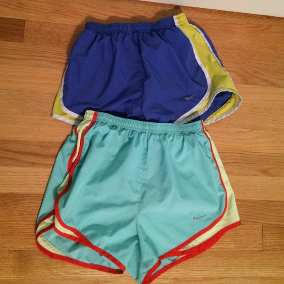 FINAL SALE(includes both pairs)