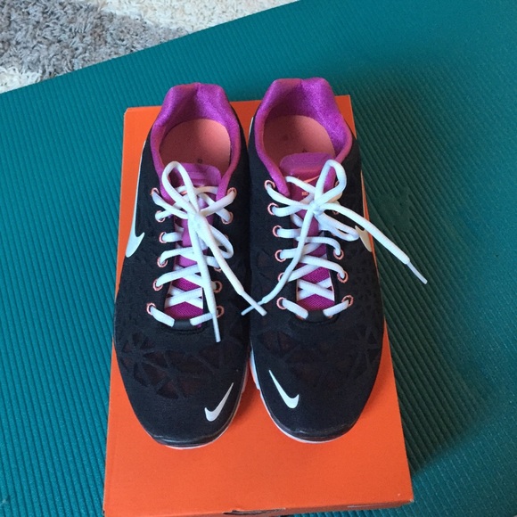 Nike trainers 5.0