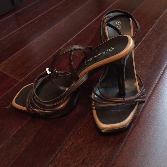 Shoes - Picture 2 of 3