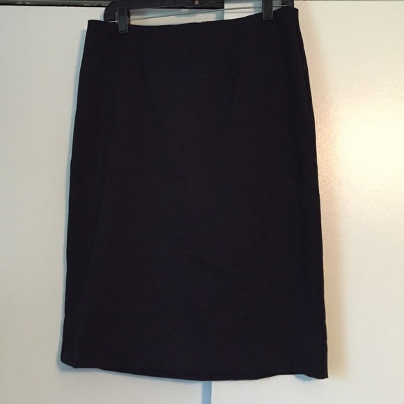 Navy pencil skirt