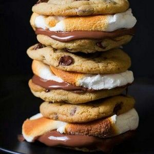 Meet your Posher, Carrie