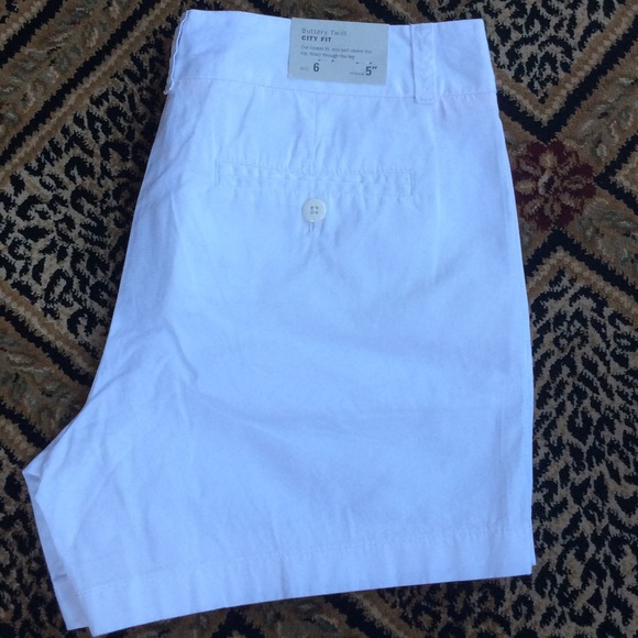 J.CREW WHITE SHORTS - Picture 1 of 3
