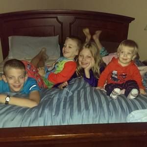 Meet your Posher, Lisa