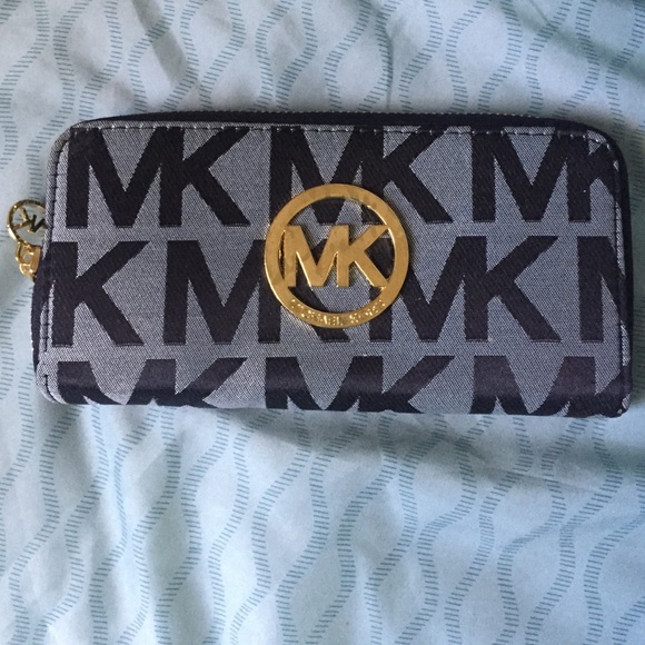 MK wallet