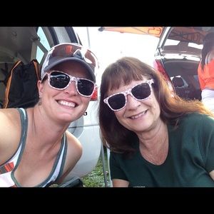 Meet your Posher, Kelli