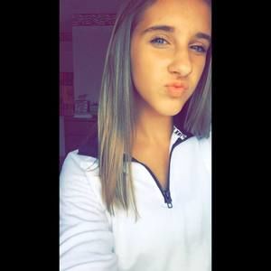 Meet your Posher, Claire