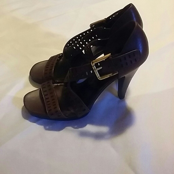Woman shoes