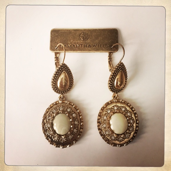 Samantha Wills Gold and Cream Tear Drop Earrings